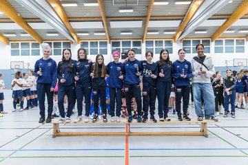 Bild 59 - C-Juniorinnen Loewinnen Cup